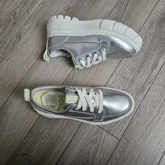 Sorel Silver Metallic Platform Sneakers with White Soles - Picture 3 of 8